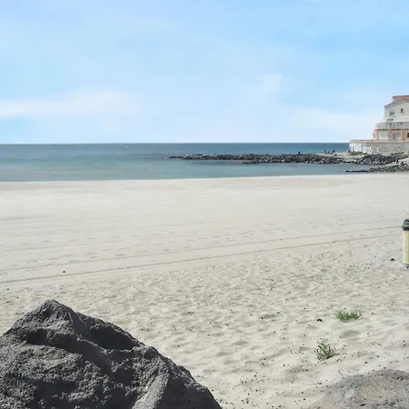 아파트 Confortable Au Cap D'agde 55 M² Avec Vue 아그