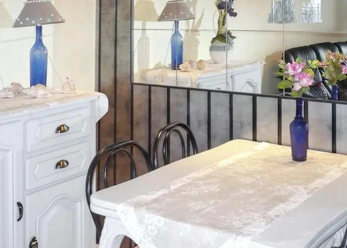 아파트 Confortable Au Cap D'agde 55 M² Avec Vue 아그