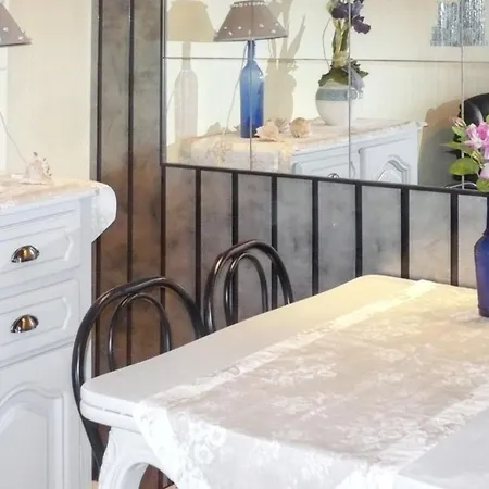 Appartement Confortable Au Cap D'agde 55 M² Avec Vue Agde